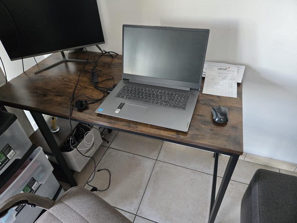 Bureau, Ophalen, Zo goed als nieuw