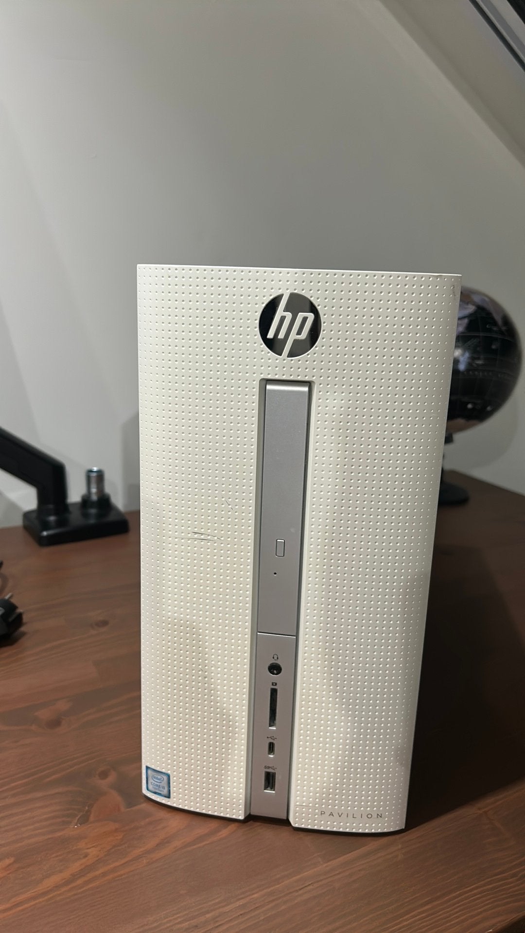 HP Pavilion i5 / 12GB RAM / GTX 1050 + Logitech muis, Computers en Software, Desktop Pc's, Ophalen, Zo goed als nieuw, Gaming