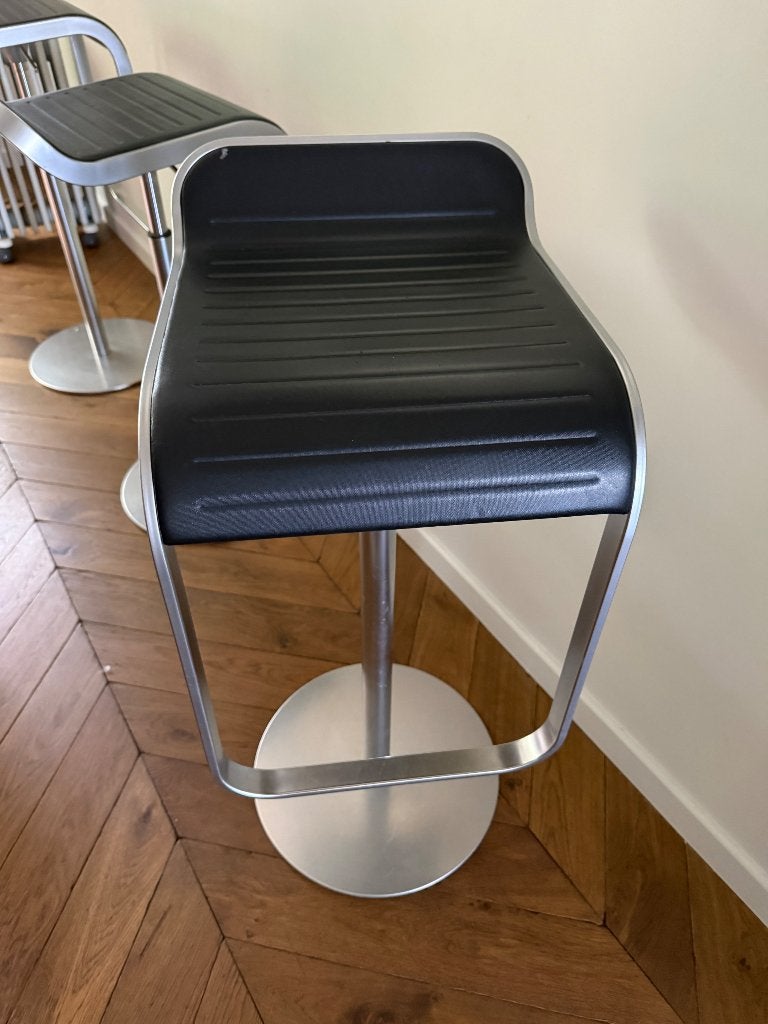 Tabourets, 3 tabourets, 30 à 60 cm, Utilisé, Cuir