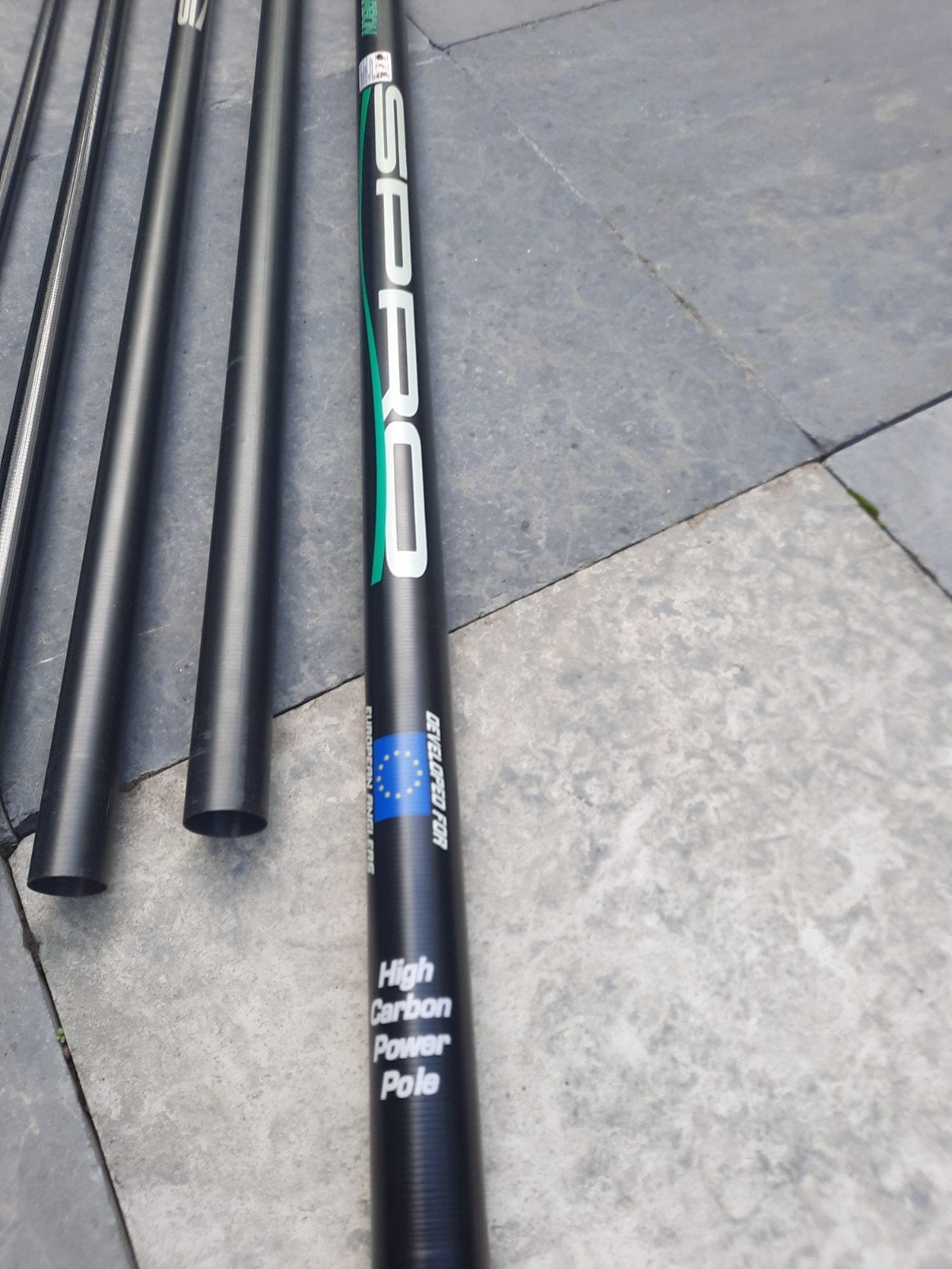HENGEL MERK CRESTA FULL CARBON 9 M, Ophalen, Zo goed als nieuw, Vaste hengel