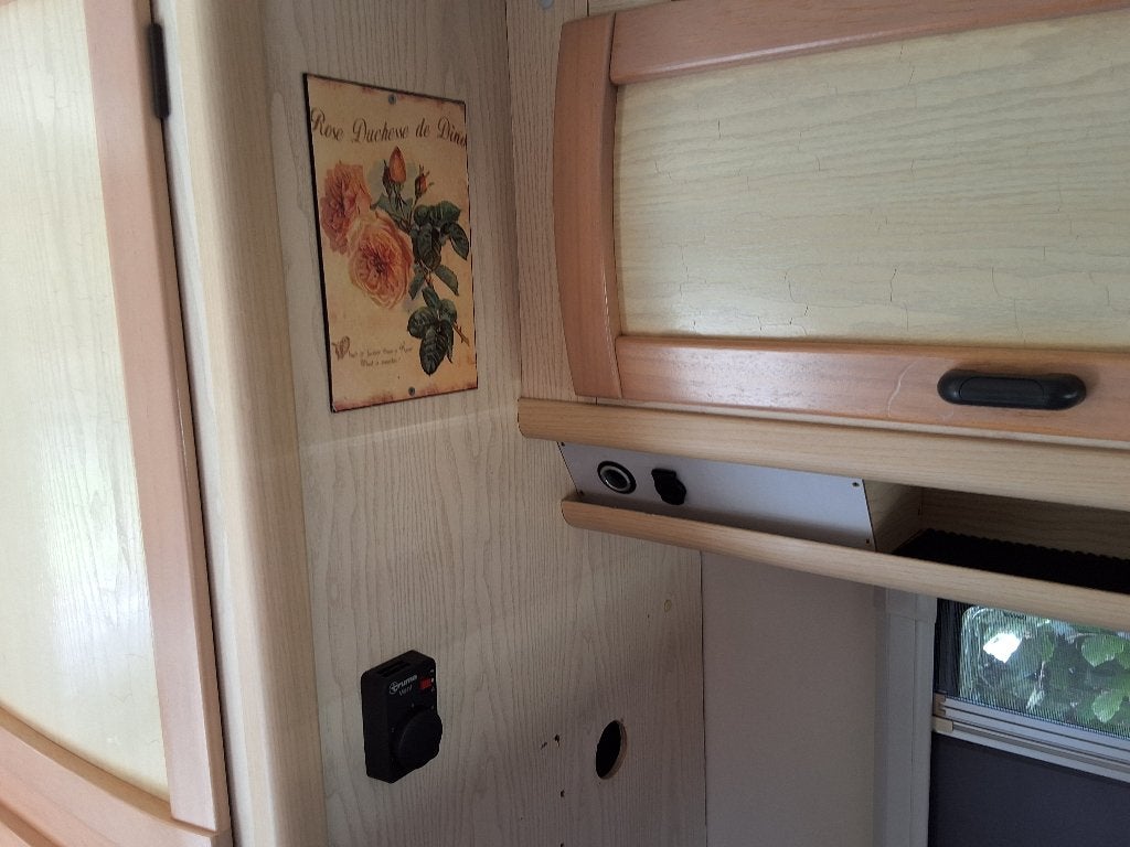 Caravan biod 370tl, Standaardzit, Tot en met 2, 750 - 1000 kg, Particulier