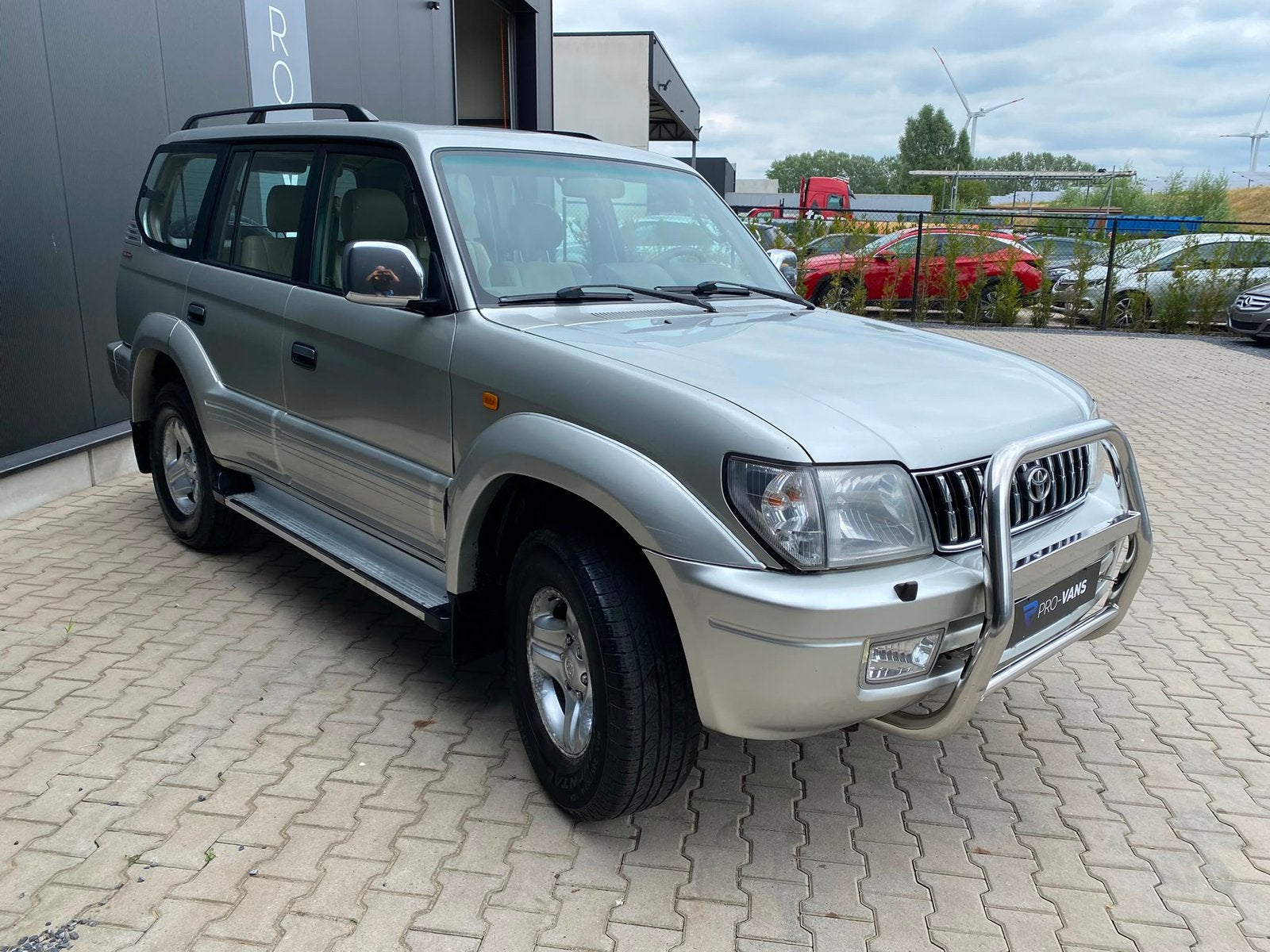 Toyota Land Cruiser 3.0 D-4D 50th Anniversary|7Zits|4x4|Trek, Beige, 4 cilinders, 7 zetels, Bedrijf