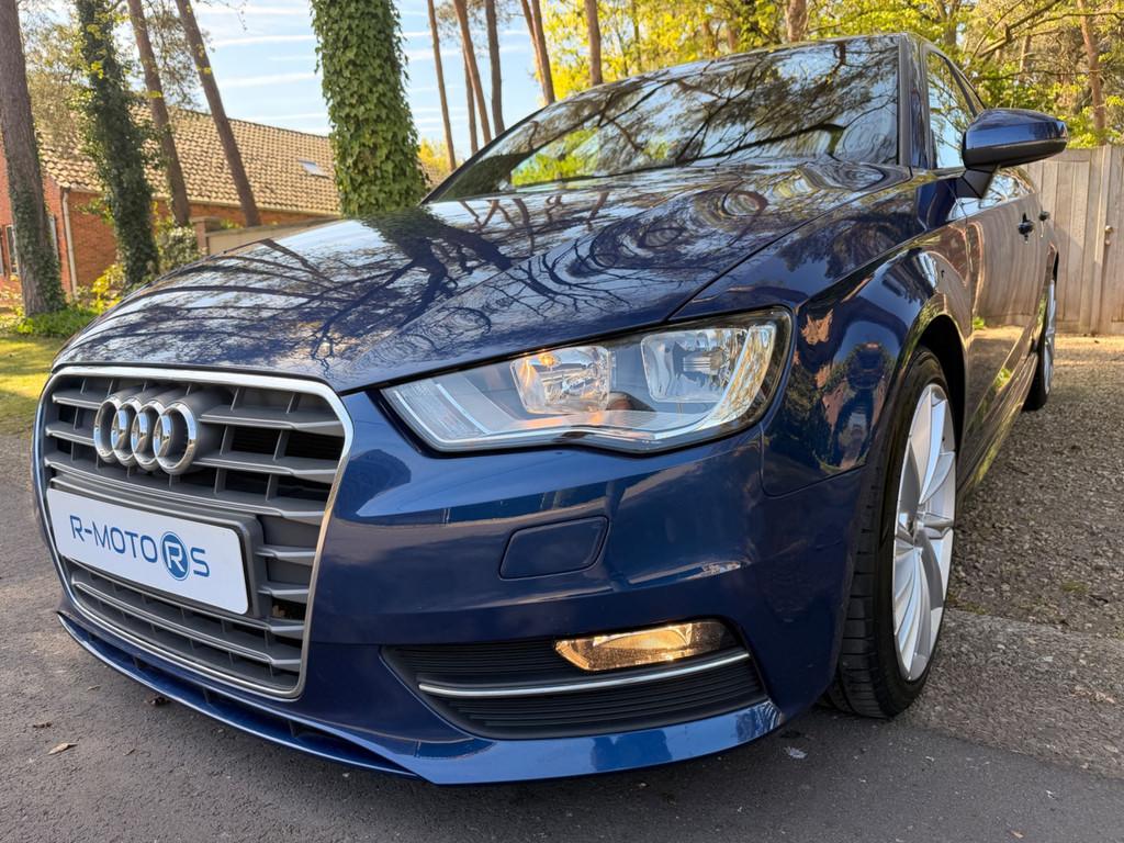 Audi A3 / 1.6 Tdi / Eur 6 / weinig km, Euro 6, Blauw, Leder, Bedrijf