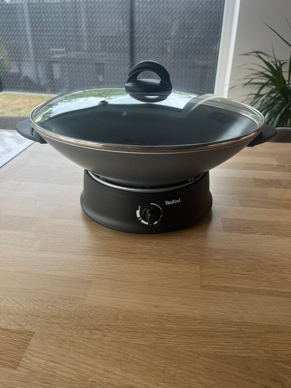 Wokpan electrisch, Ophalen, Gebruikt, Vrijstaand, Elektrisch