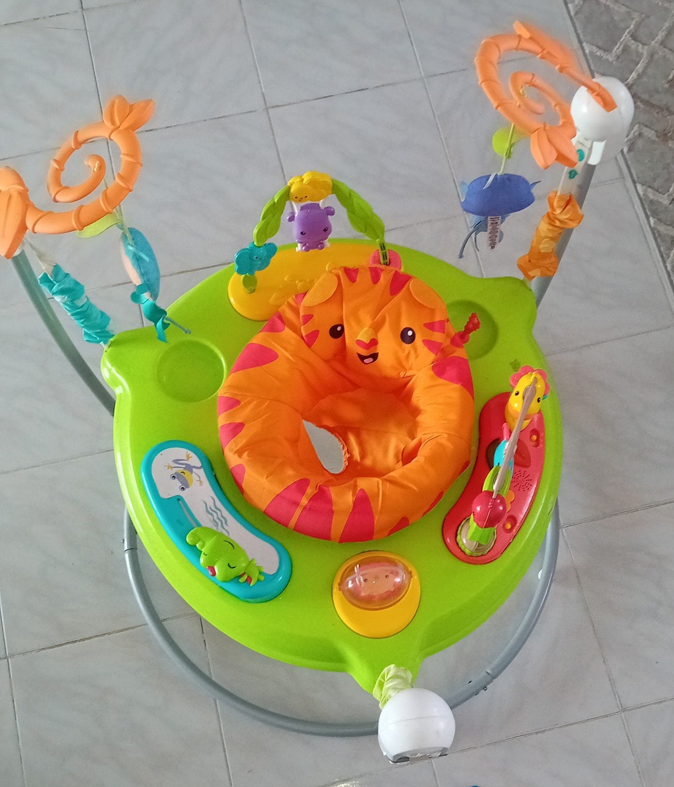 Fisher-Price Jumperoo — en bon état — œuvres musicales, Enlèvement, Sonore