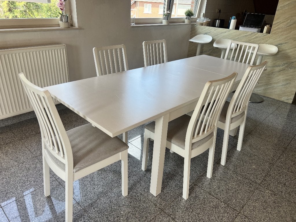 Table à manger extensible IKEA + 6 chaises — Blanche — 425€, Maison & Meubles, 150 à 200 cm, Cinq personnes ou plus, Comme neuf