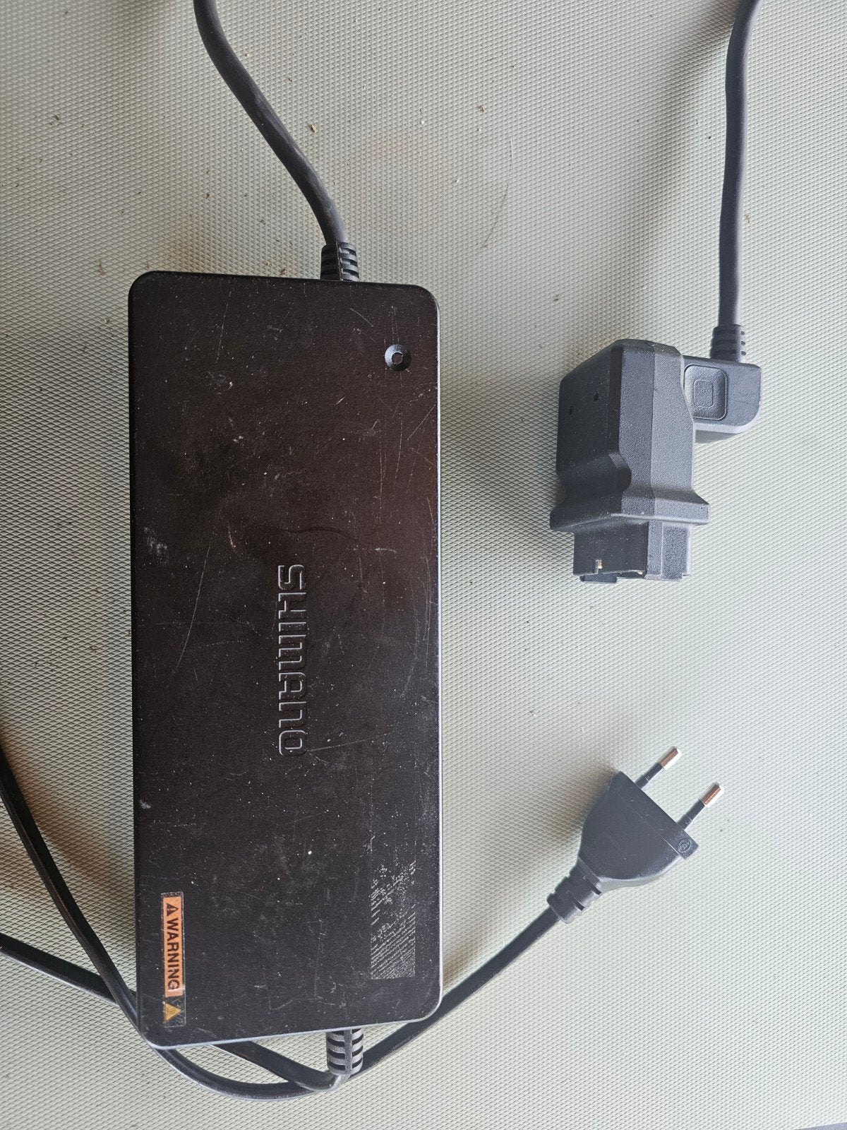 Originele Shimano Steps Snellader EC-E6000+Adapter SM-BTE60, Vélos & Vélomoteurs, Accessoires vélo | Batteries de vélo, Enlèvement