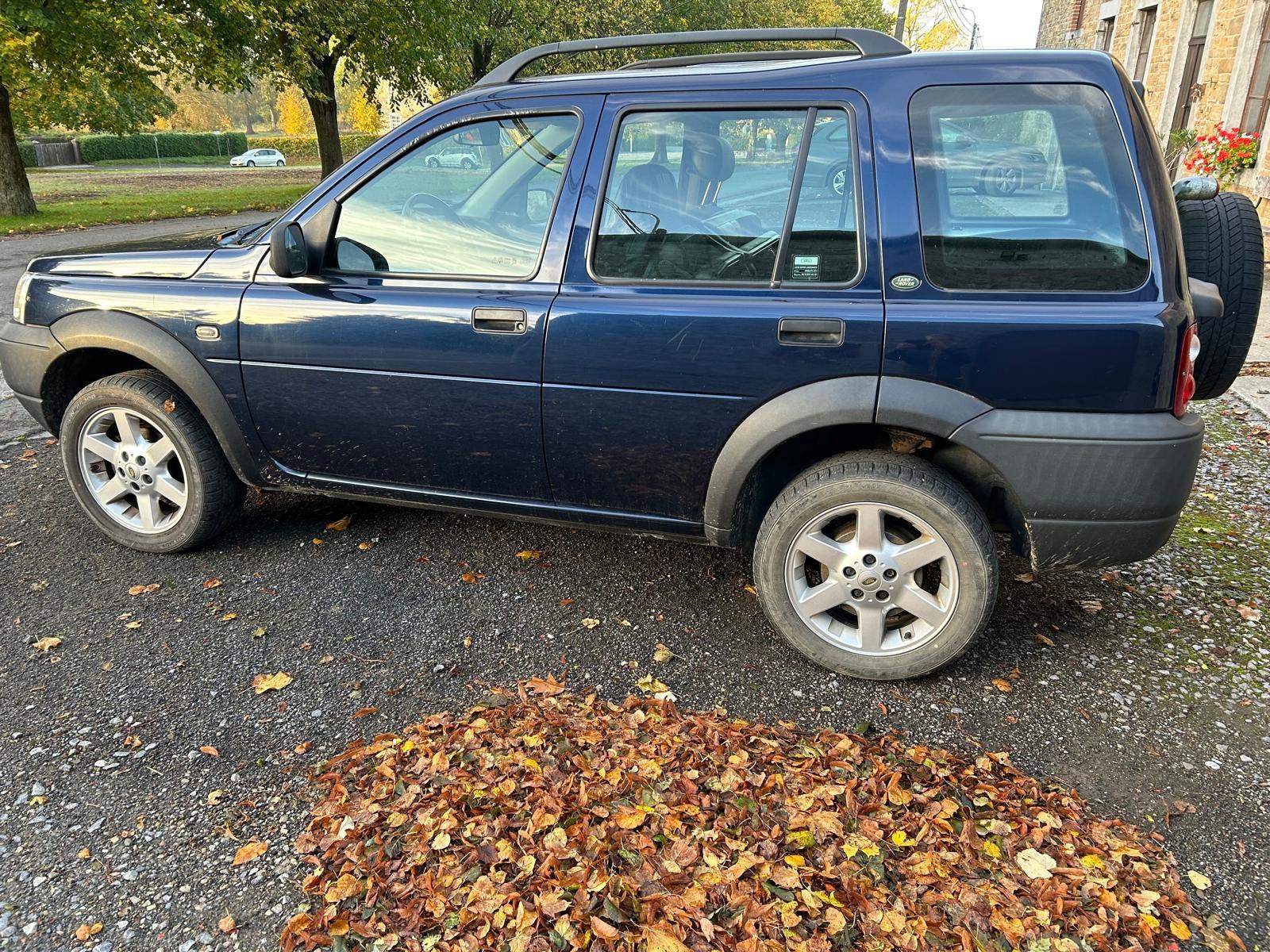 Land Rover Freelander 2.0 diesel/1 Main- Airco - Zeer schoon, Auto's, Dealer onderhouden, 4 cilinders, Blauw, Leder en Stof