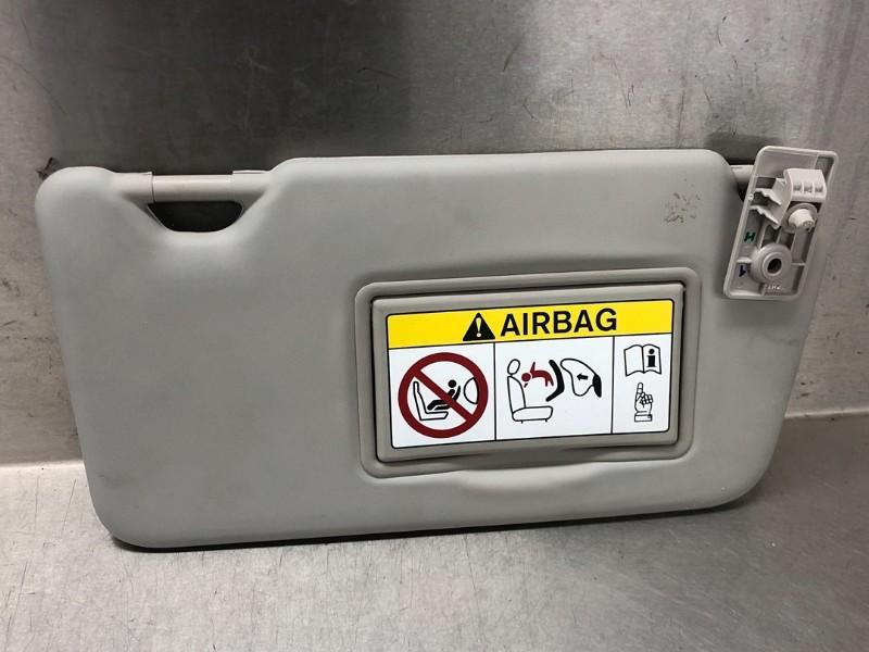 ZONNEKLEP Nissan Note (E12) (08-2012/12-2016), Gebruikt, Nissan