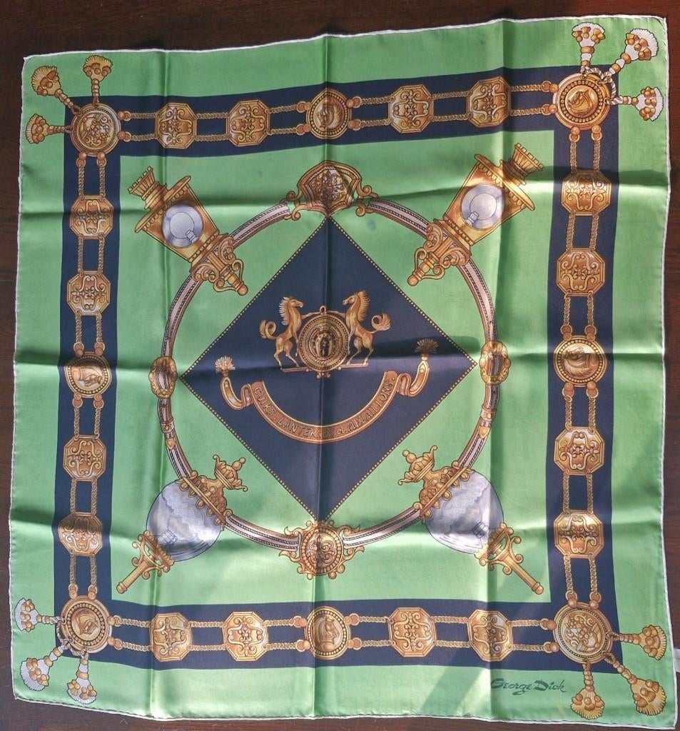 Zijden sjaal George Dick 85x85cm, Ophalen, Zo goed als nieuw, Sjaal