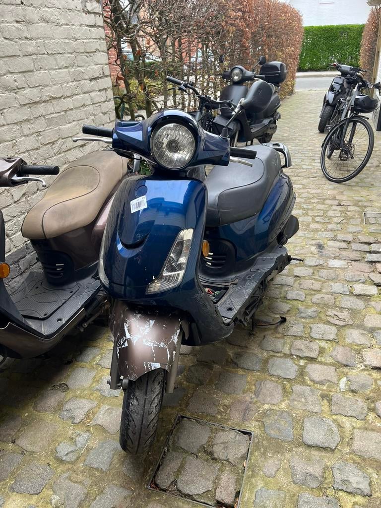 Sym fiddle 2, Fietsen en Brommers, Ophalen, Gebruikt, Benzine, SYM