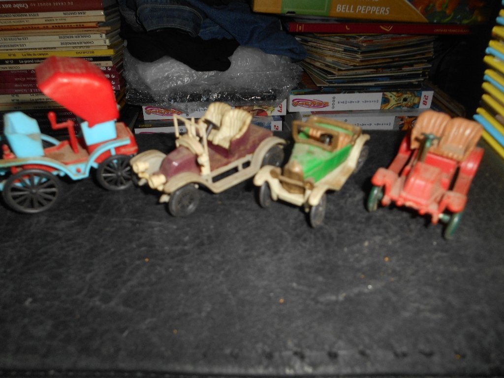 Lot de 4 voiture vintage en plastic, Verzamelen, Speelgoed, Ophalen of Verzenden