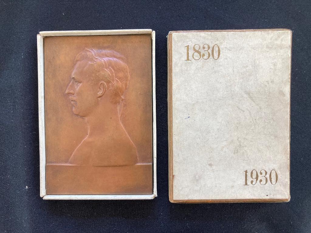 Plaquette viering 100 jaar Belgie brons, Ophalen of Verzenden, Brons