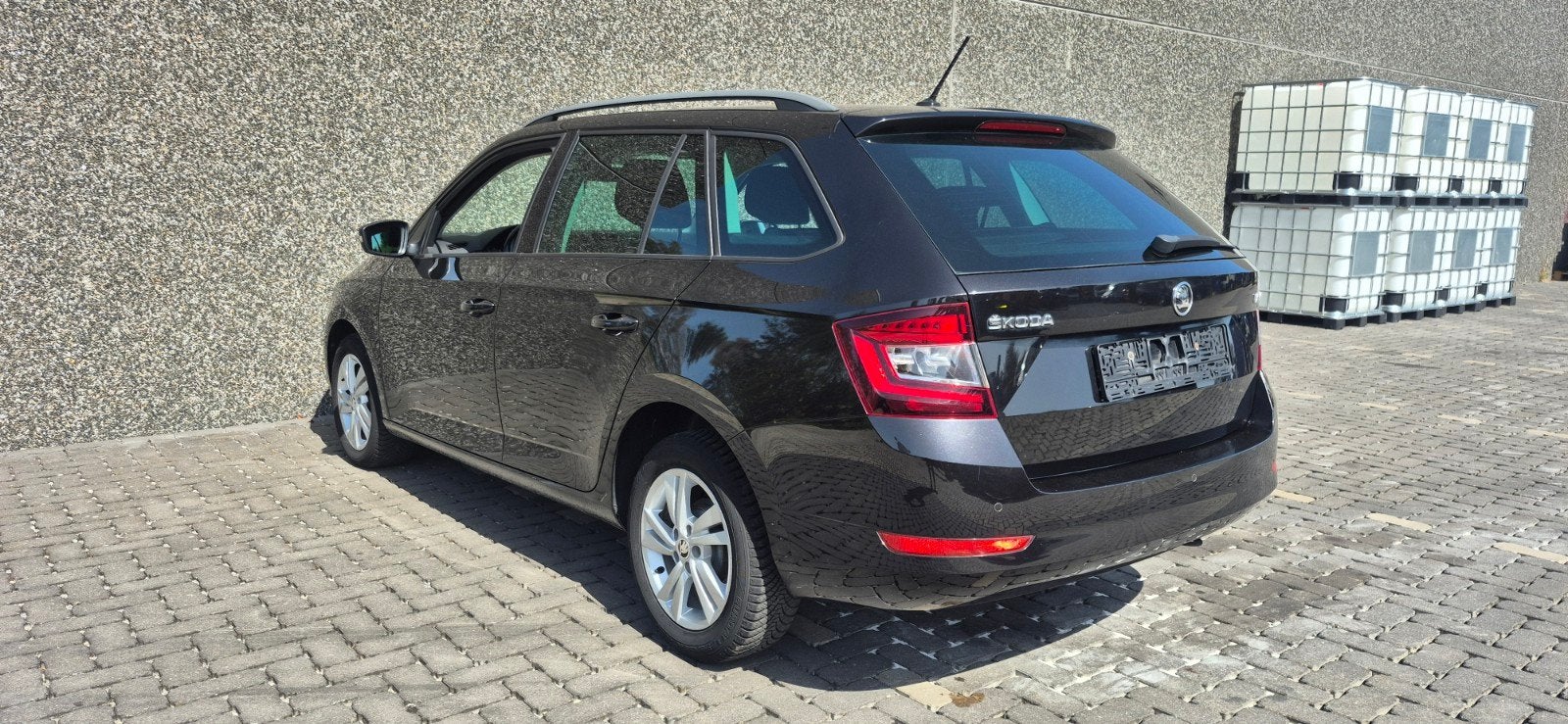 Skoda Fabia 1.0i Carplay Black 2020, Dealer onderhouden, Euro 6, Radio, Zwart