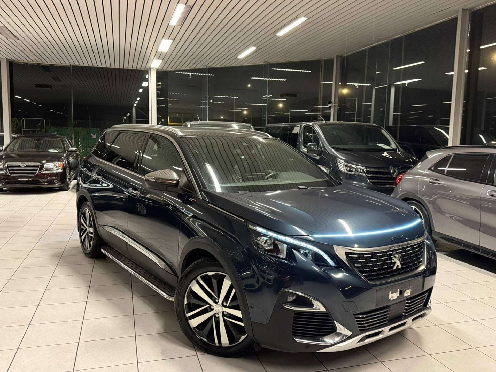 Peugeot 5008 GT Automatique 7 Places 2.0HDi 133kW Euro 6b, Autos, https://public.car-pass.be/vhr/4742f612-e332-4231-863f-076cb8e1156b