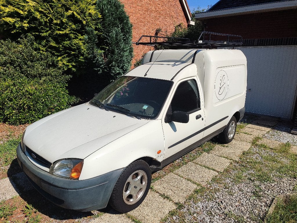 Ford Courier 1.3 van sept 2001 met laswerk, Auto's, Ford, Particulier, Overige modellen, Trekhaak, Benzine, Overige carrosserie