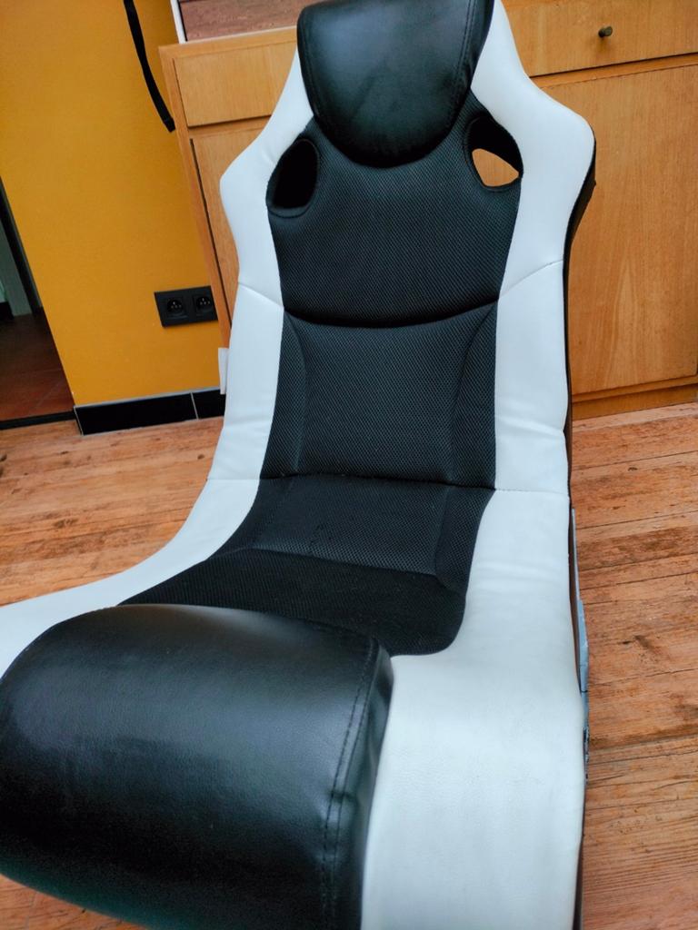Wohnling Soundchair Gamestoel met bluetooth, Games en Spelcomputers, Ophalen of Verzenden