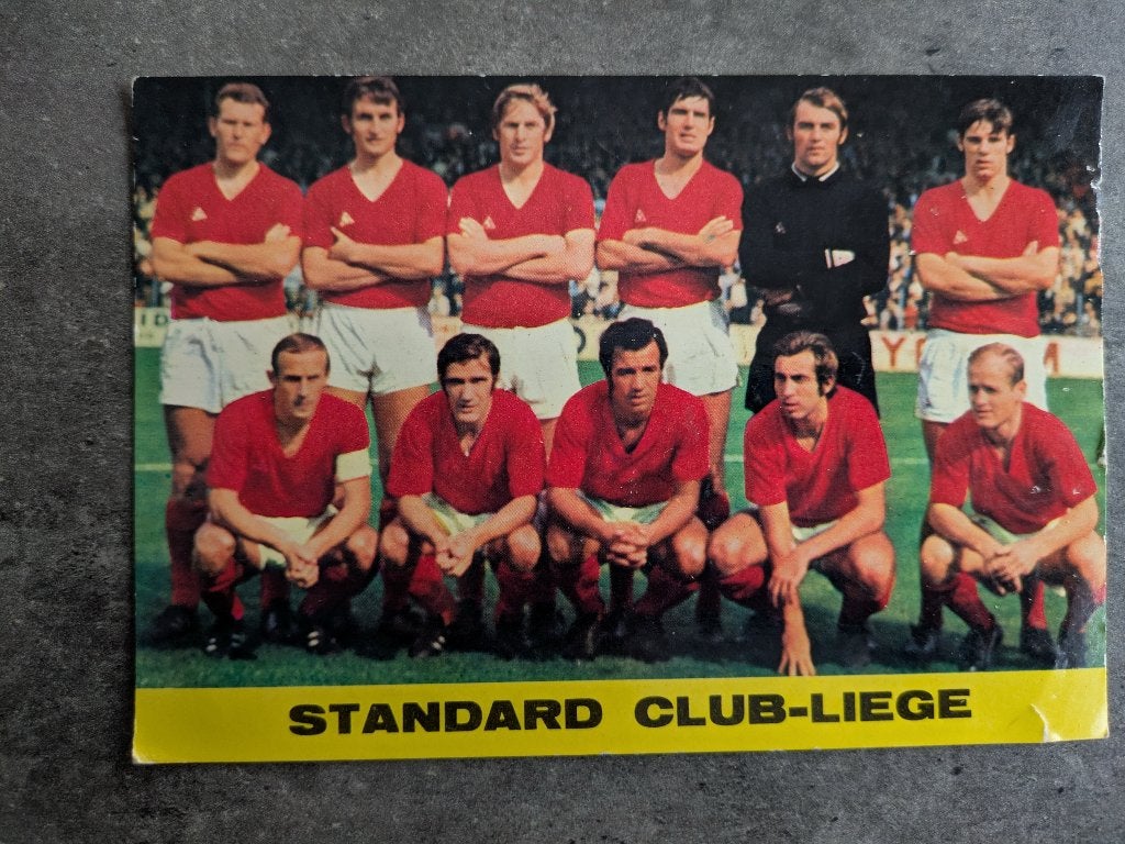 Carte postale DE L'ÉQUIPE DE FOOT STANDARD LIÈGE  ANNÉES 70, Envoi