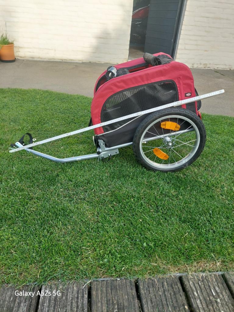 Honden fietskar., Ophalen