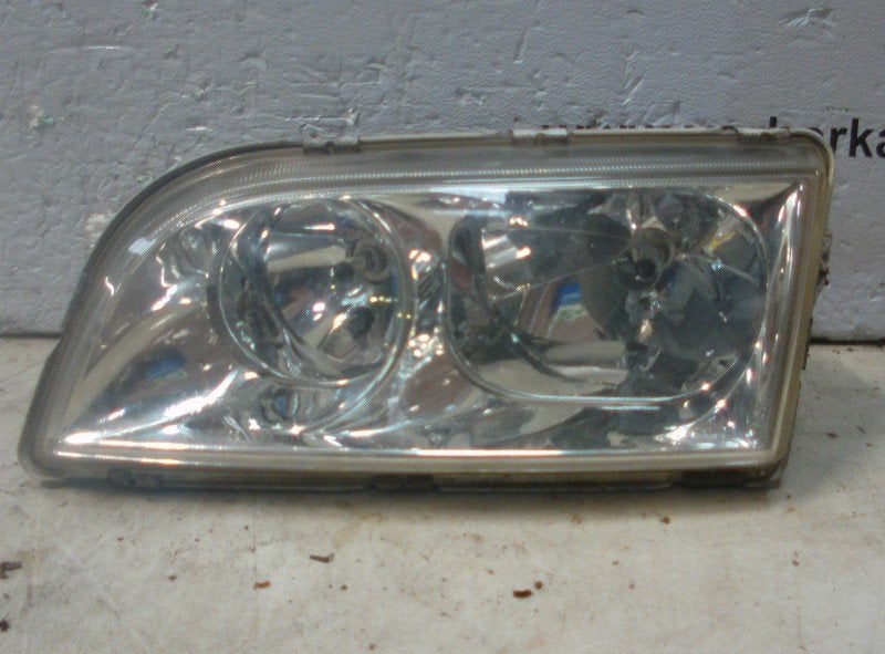 KOPLAMP LINKS Volvo V40 (VW) (01-1995/06-2004) (30899682), Auto-onderdelen, Gebruikt, Info@volvocars.com, Volvo, Volvo Car Germany GmbH