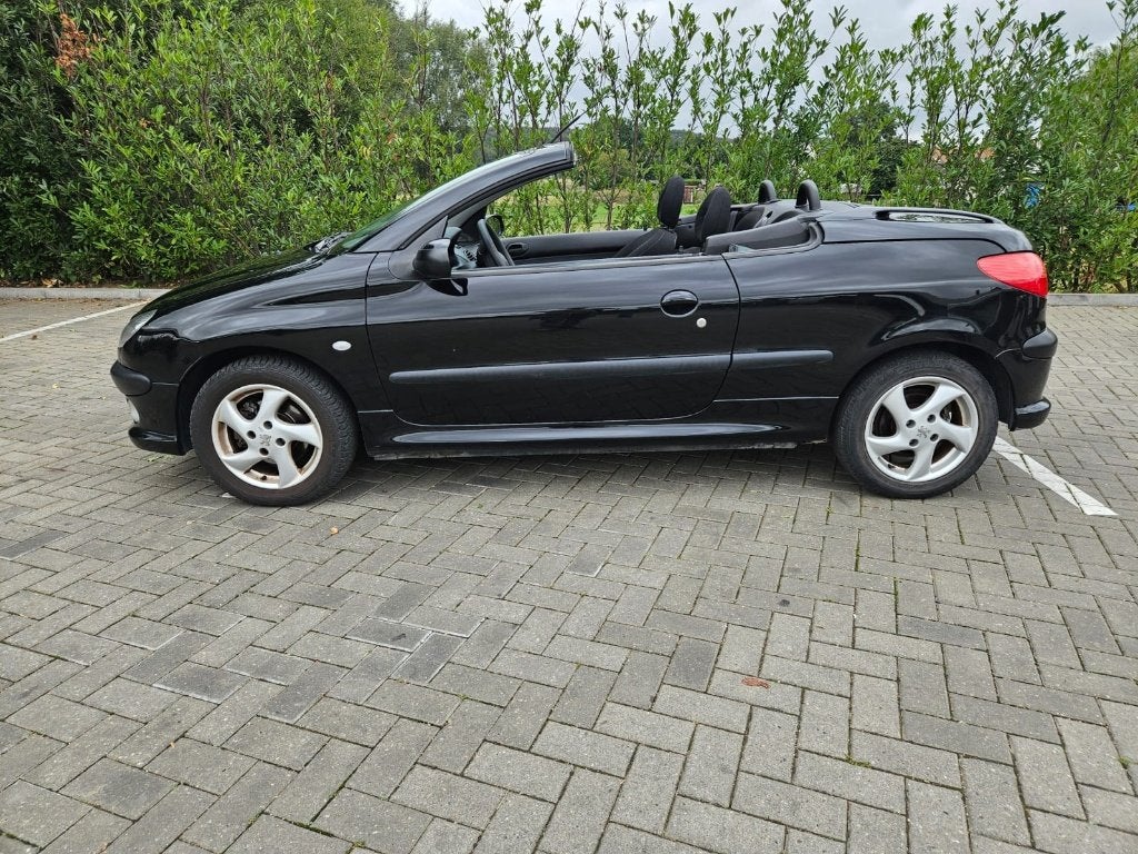 Peugeot 206 CC 1.6i  76.980 KM ️ CABRIOLET, Voorwielaandrijving, 4 zetels, Stof, Zwart