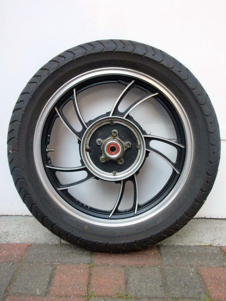 Yamaha XJ750 achterwiel XJ 750 Seca achter wiel achtervelg, Enlèvement ou Envoi, Utilisé