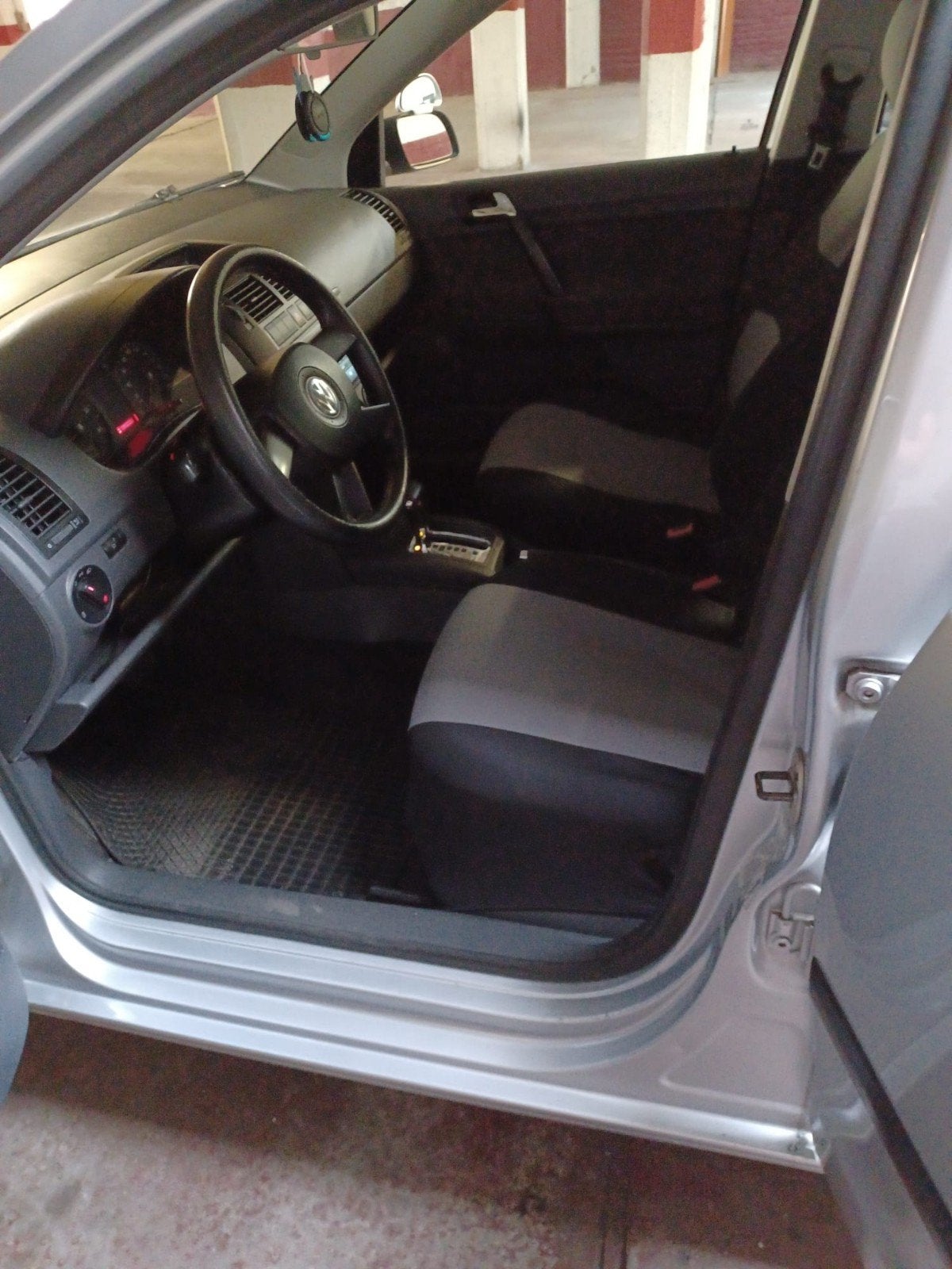 vw polo, Autos, Argent ou Gris, Achat, Autre carrosserie, 5 portes