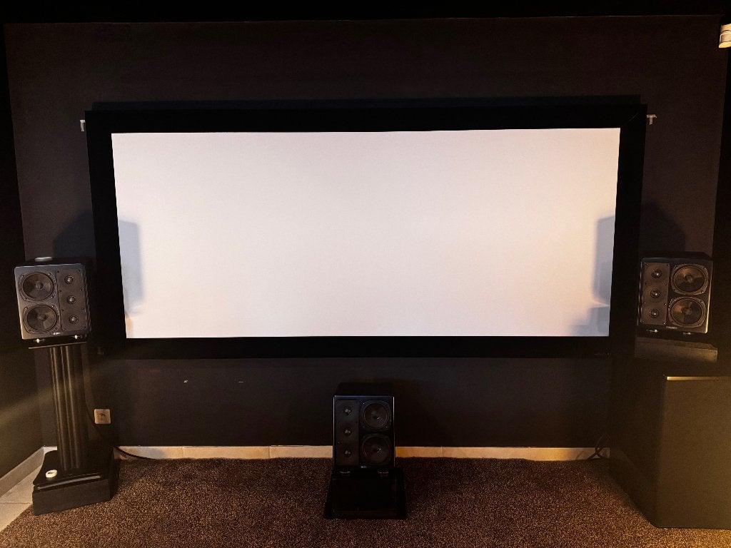 Projectiescherm Screen research Supreme 104'', Audio, Tv en Foto, Ophalen, Zo goed als nieuw