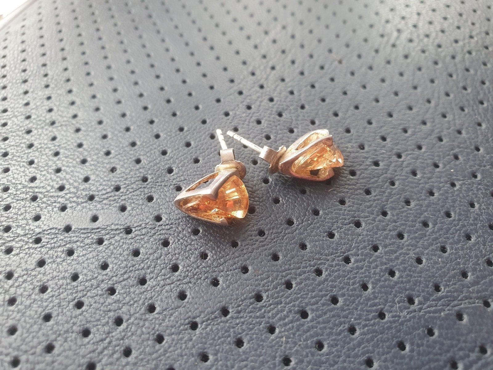 Boucles d'oreilles argent 925/ 925 silver earrings, Bijoux, Sacs & Beauté, Boucles d'oreilles, Puces ou Clous, Enlèvement, Utilisé