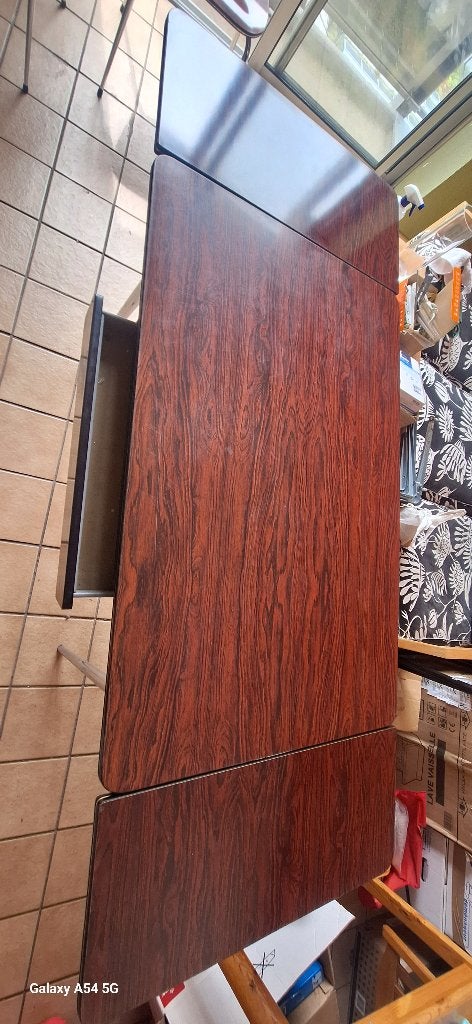Table, 100 à 150 cm, Cinq personnes ou plus, Synthétique, Enlèvement