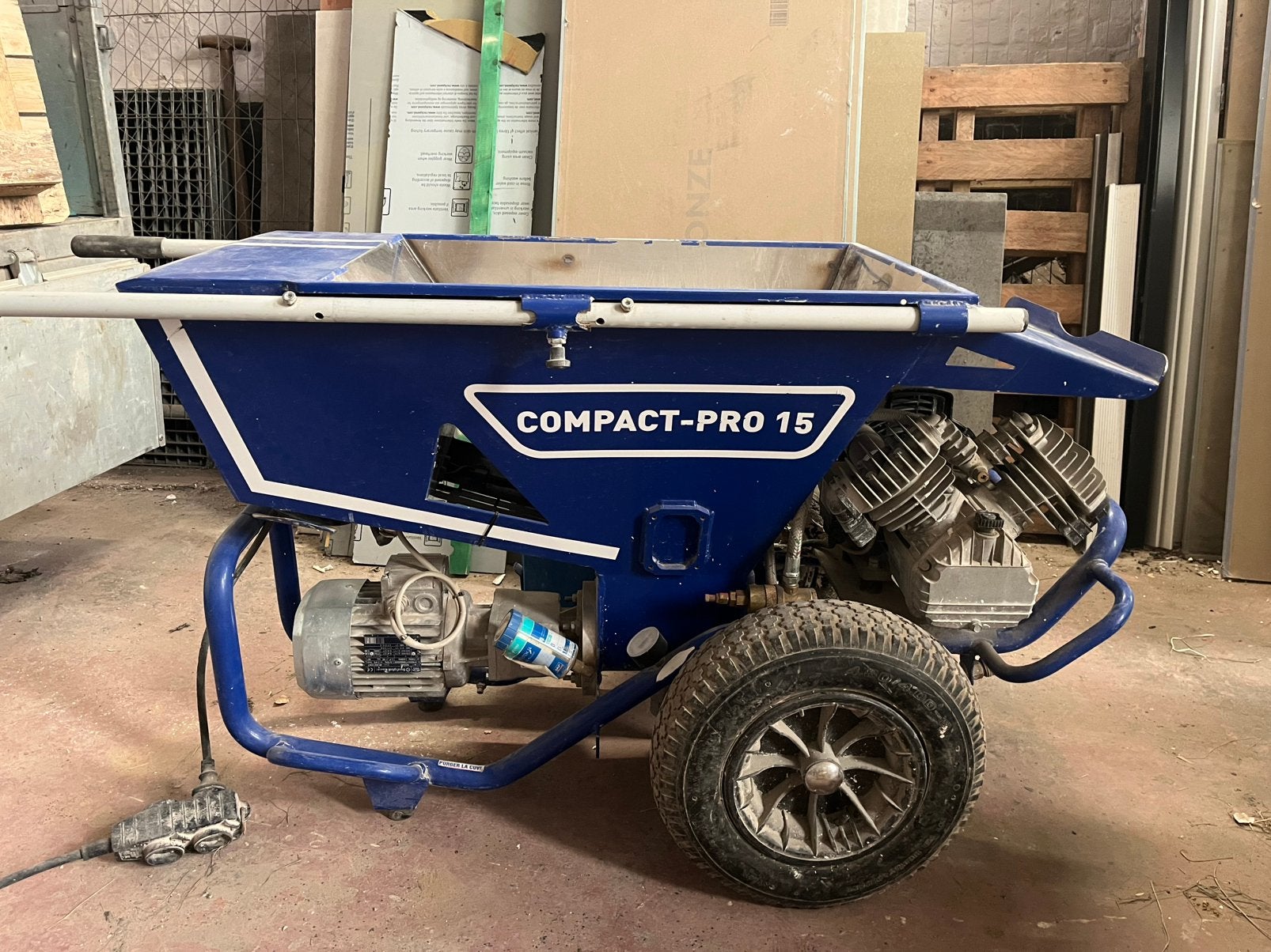 Compact Pro 15 spuit machine, Ophalen, Zo goed als nieuw