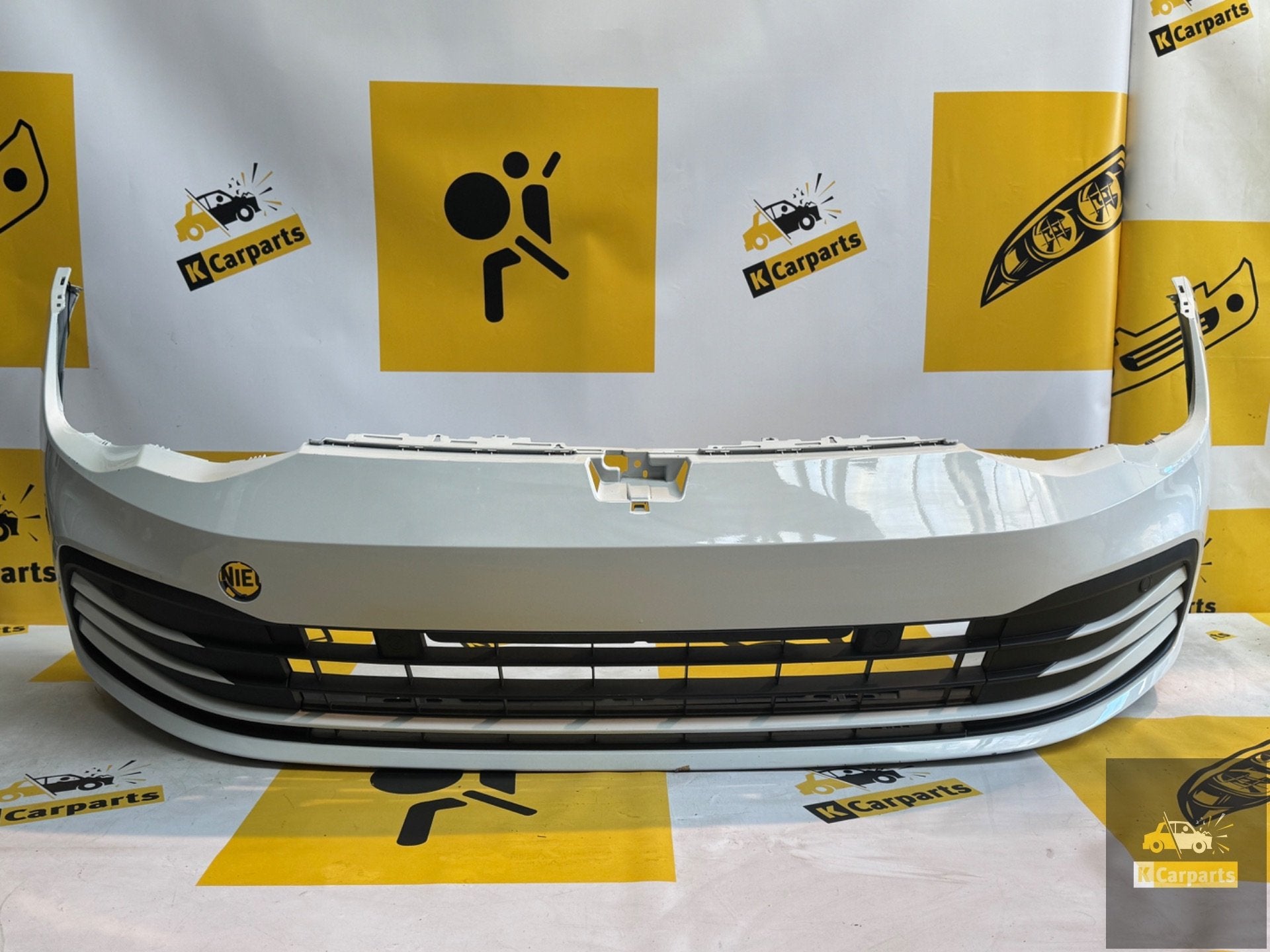 Volkswagen Golf 8 VIII Voorbumper LC9A 5H0807221H, Info@fabrikant.eu, Bumper, Fabrikant BV, Gebruikt
