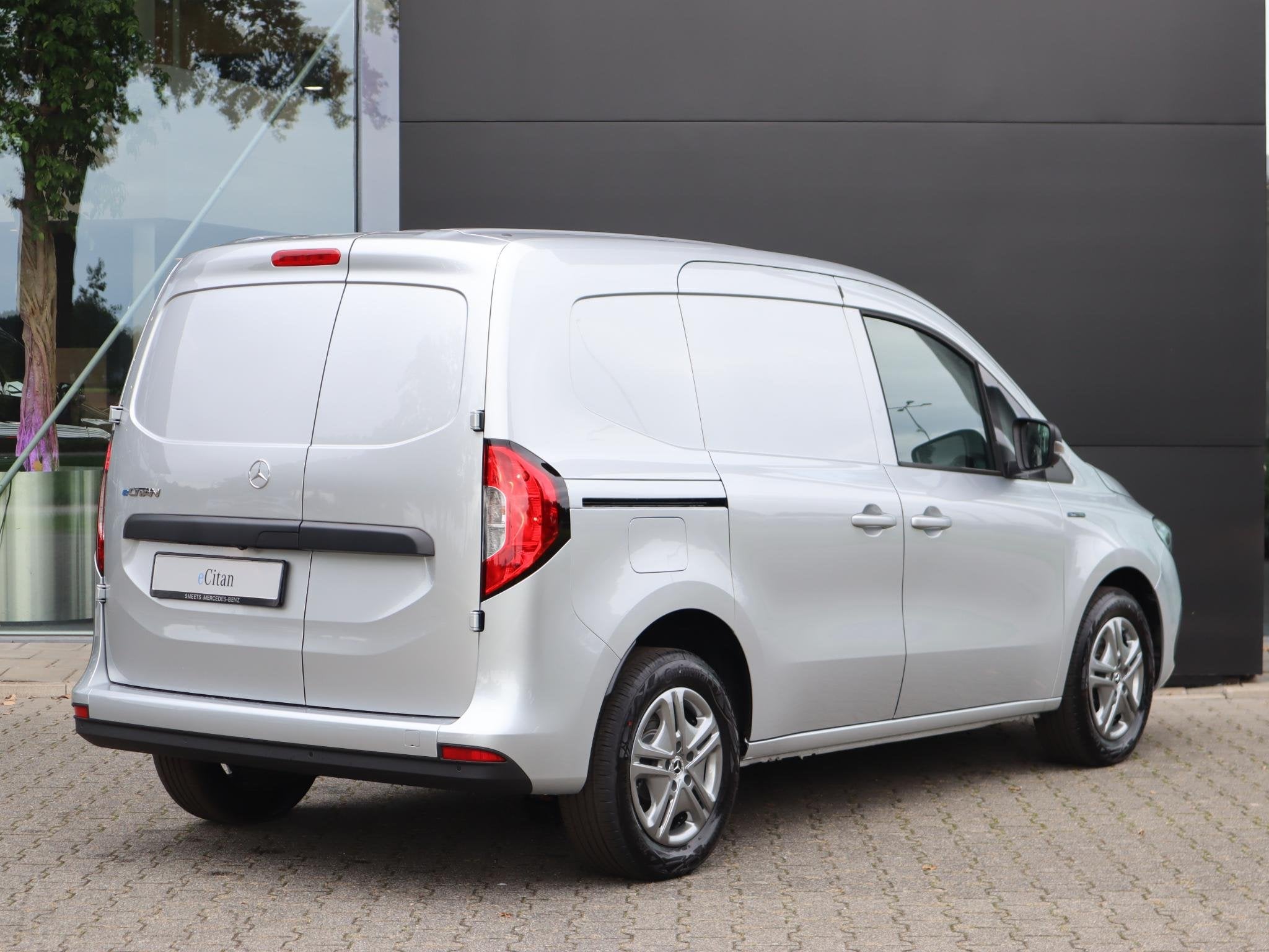 Mercedes-Benz eCitan 112 Pro L1 Business Solution 51 kWh, Autos, Argent ou Gris, Entreprise, 2 places, Noir