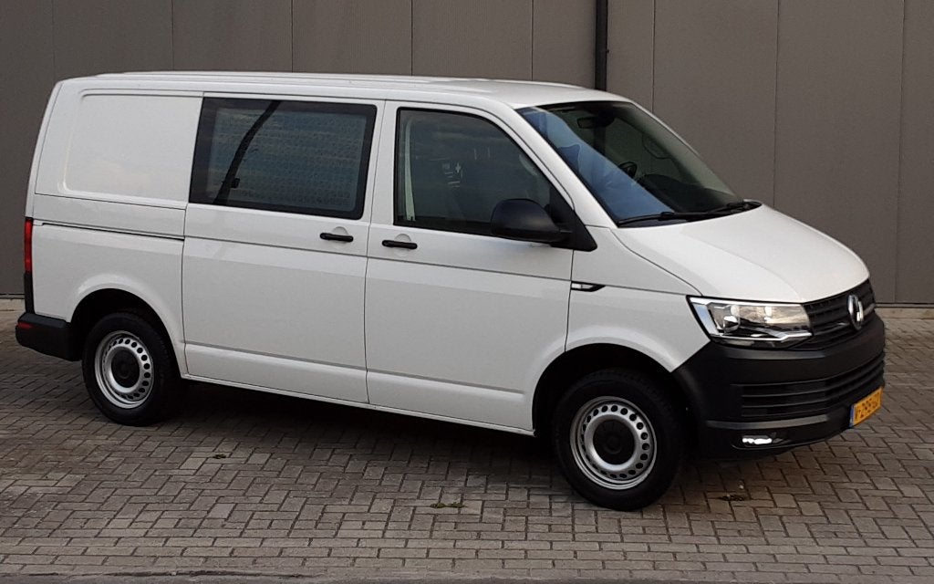 VW Transporter 2.0 TDI AIRCO, cruise control. 3 zetels., Voorwielaandrijving, 4 deurs, Stof, 4 cilinders