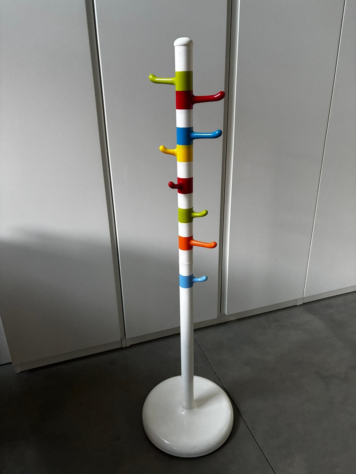 Vintage IKEA Krokig kinderkapstok – Memphis Style, Huis en Inrichting, Ophalen, Zo goed als nieuw, Staande kapstok