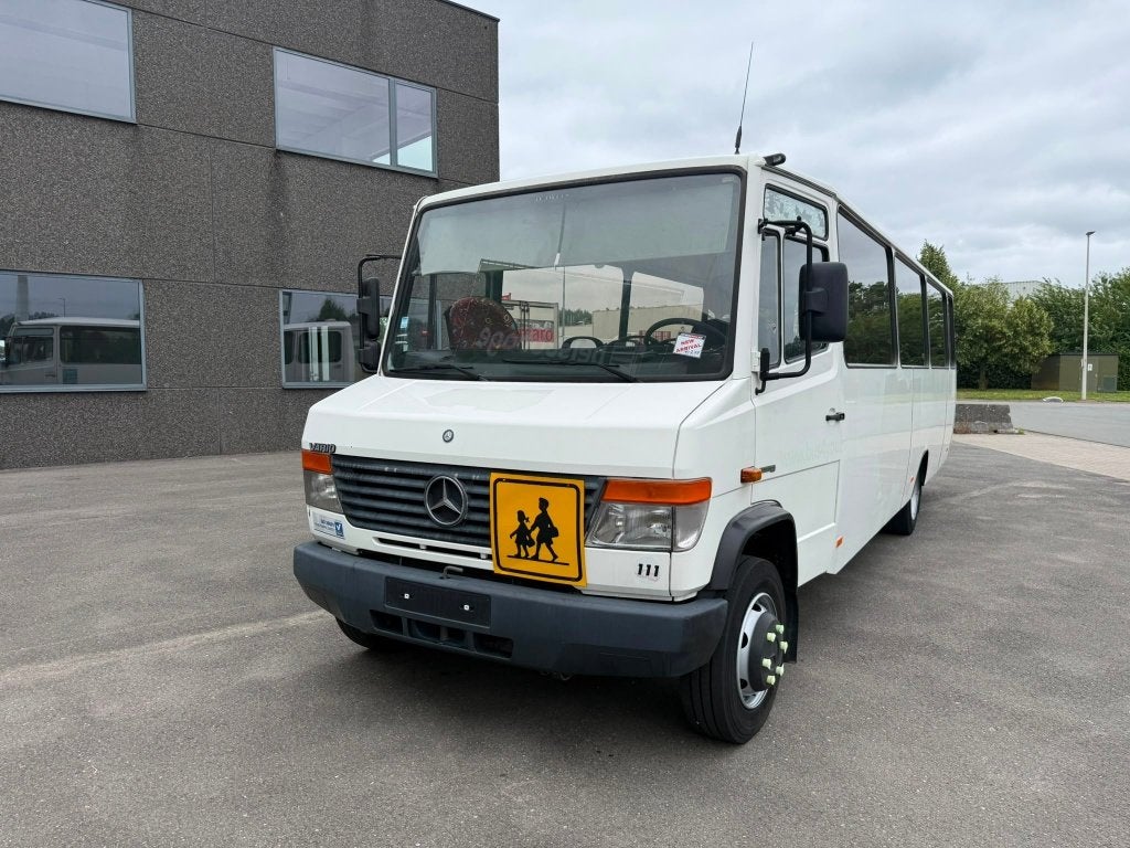 Mercedes-Benz Vario 813 (Numéro de stock 44278), Achat, Entreprise, Boîte manuelle, Mercedes-Benz