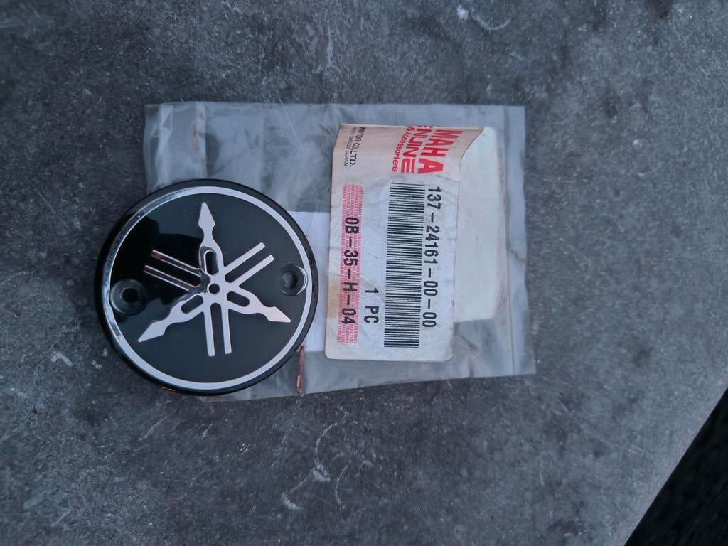Yamaha tank embleem YA6/YJ1/YJ2, Motoren, Ophalen