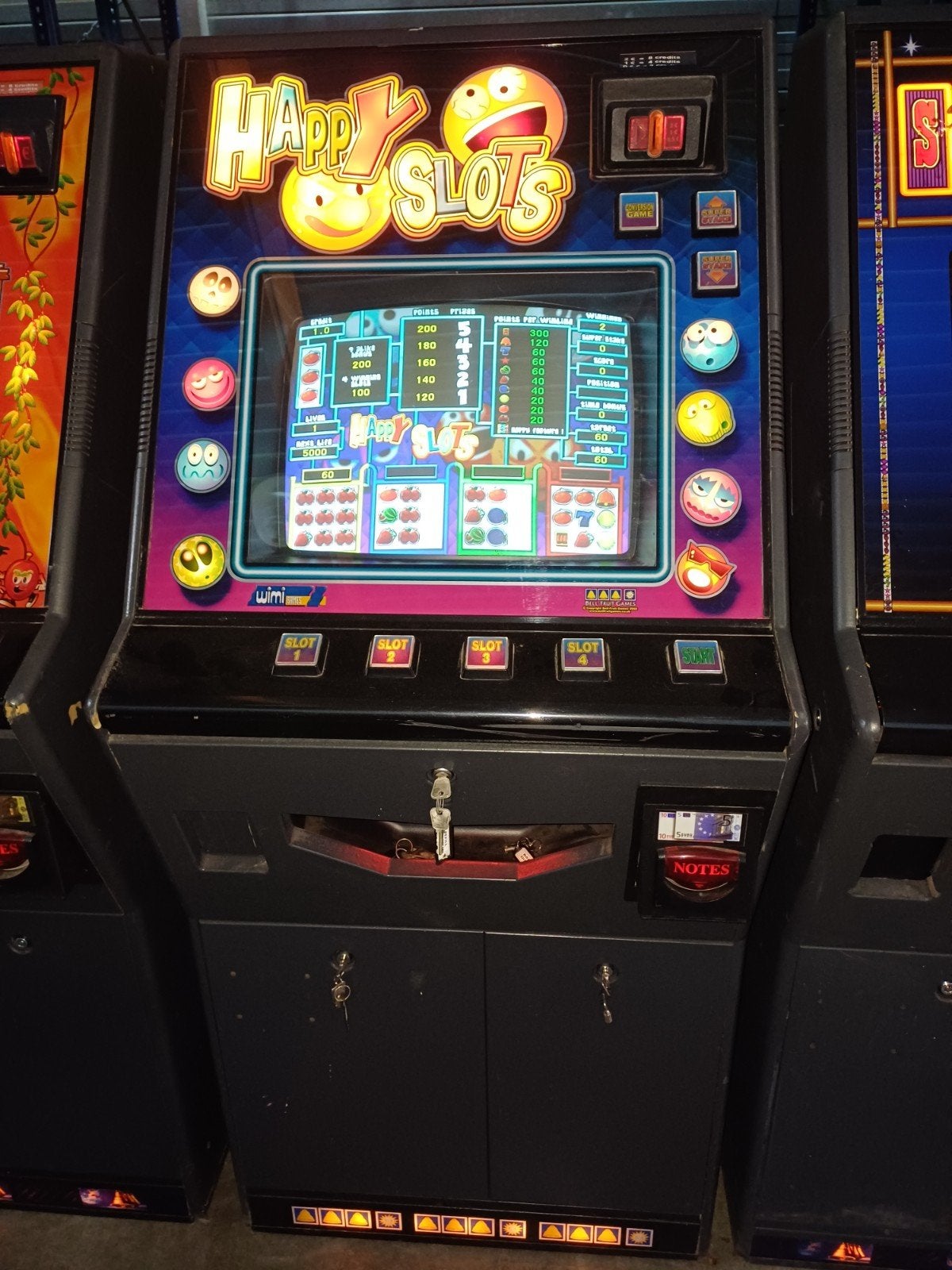 Happy Slots, Collections, Machines | Machines à sous, Euro, Enlèvement