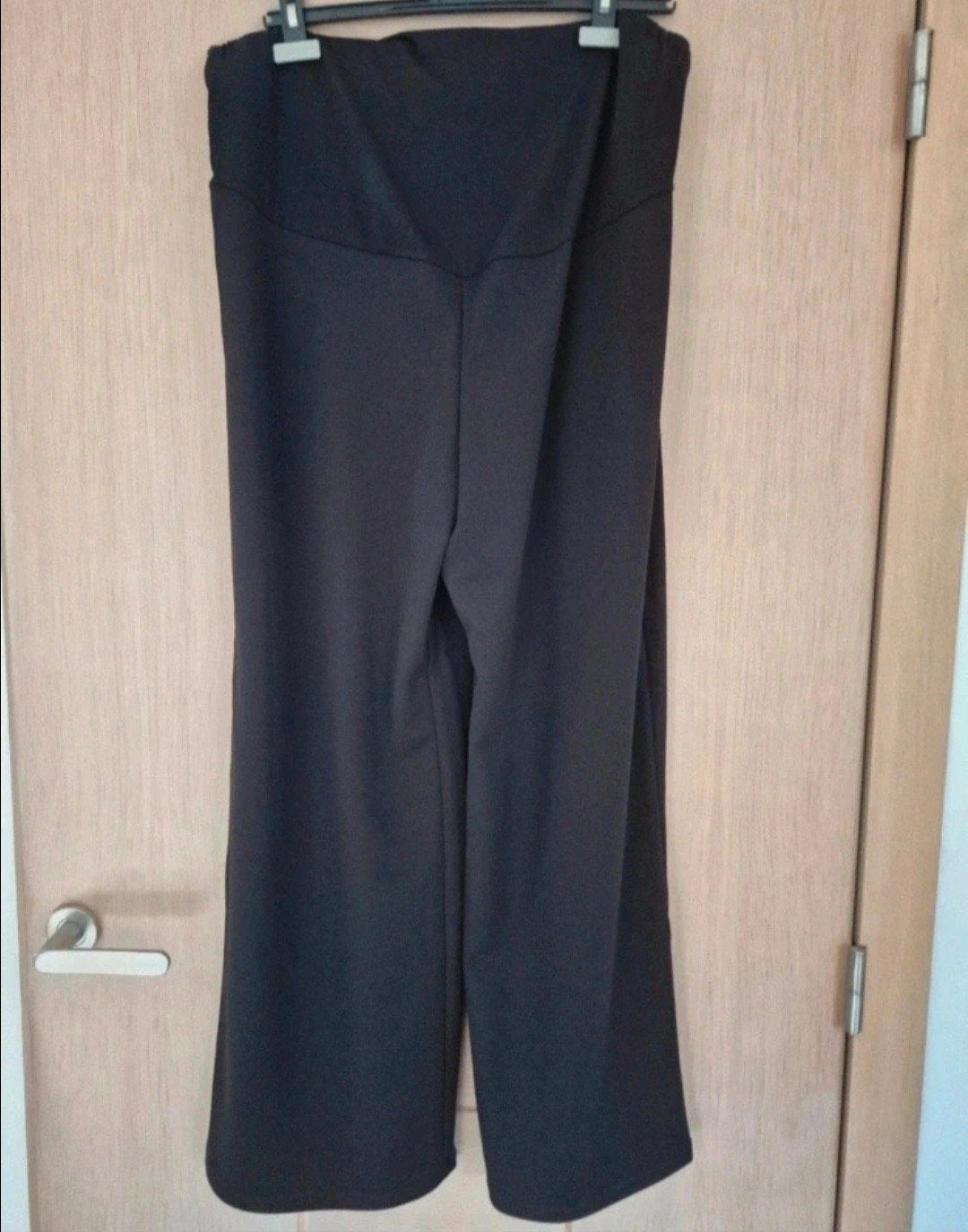 Pantalon noir grossesse neuf H&M taille XL, Vêtements | Femmes, Enlèvement, Noir