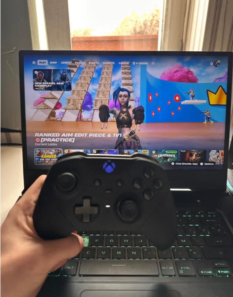 Manette Xbox Elite Series 2 + casque - Prix négociable, Sans fil, Xbox Series S, Enlèvement, Utilisé