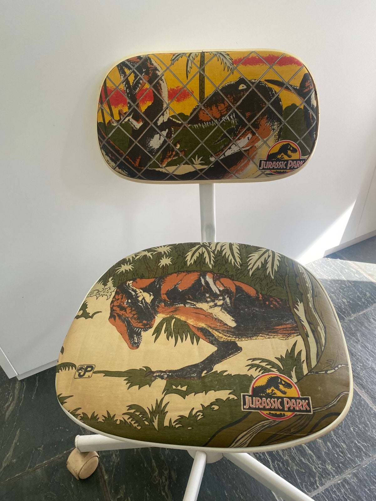 Jurassic park beaustoel. Heel zedzaam!, Ophalen of Verzenden, Gebruikt, Oranje, Bureaustoel