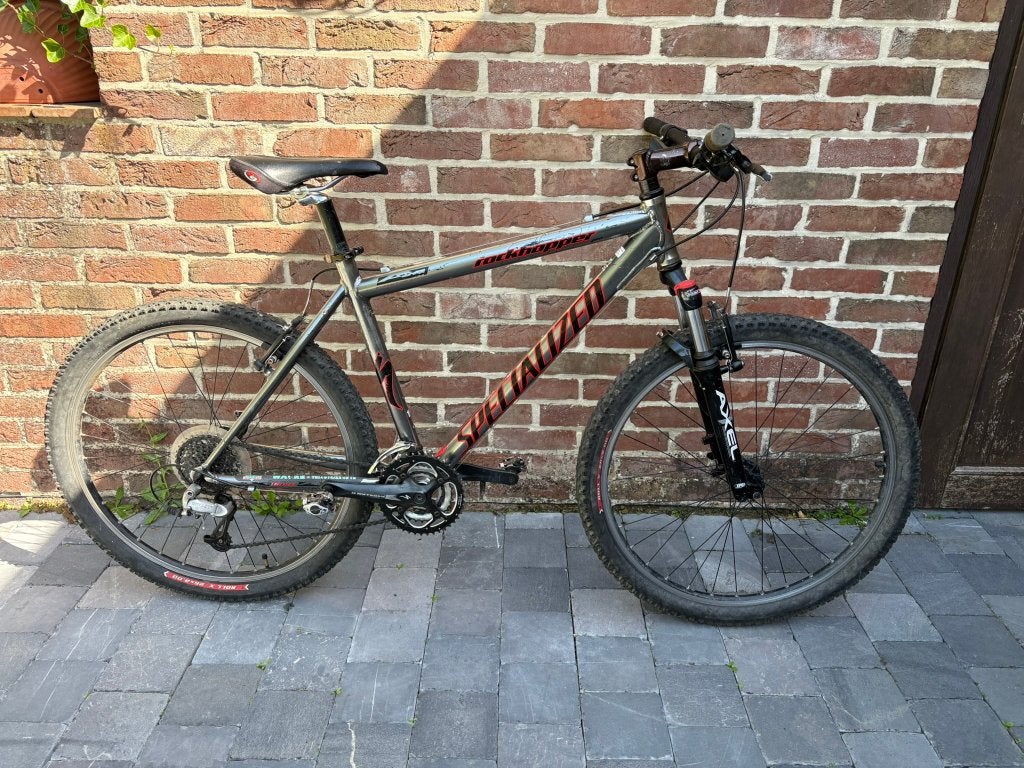 vtt Specialized Rockhopper Pro 26" cadre aluminium léger 19", Vélos & Vélomoteurs, Autres marques, Frein sur jante, 49 à 53 cm
