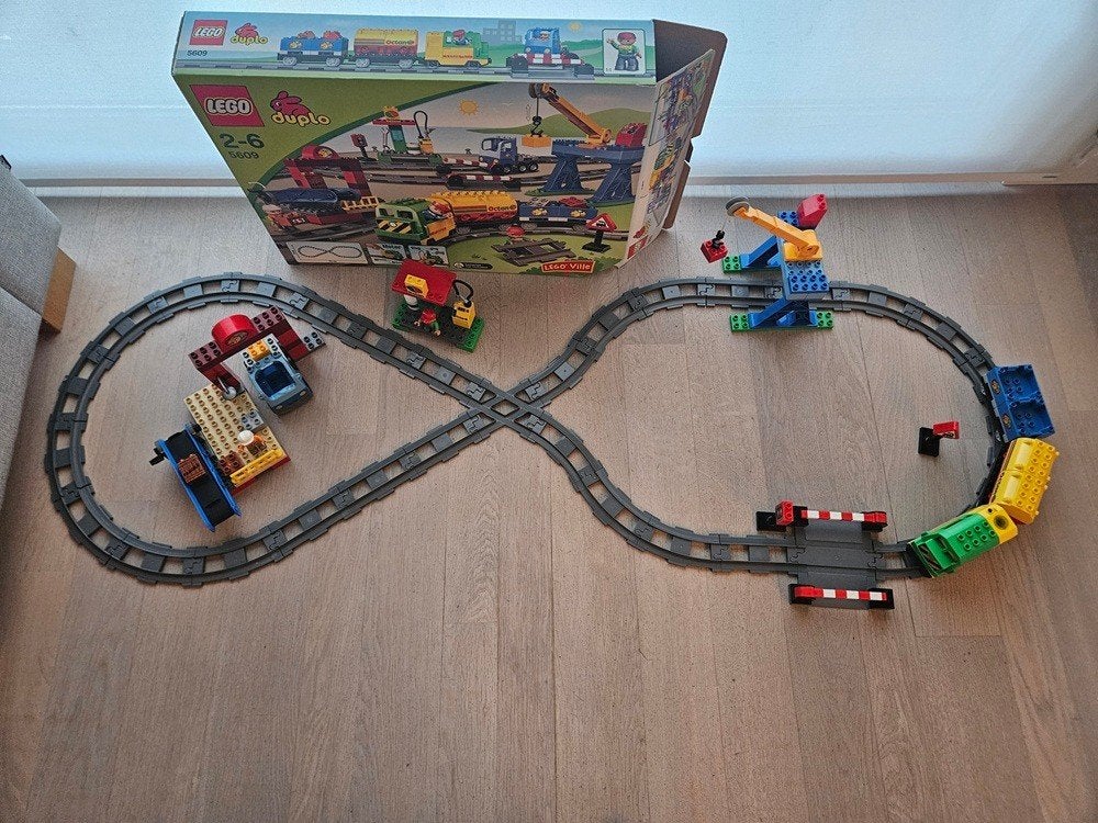 Set Lego duplo train 5609, Enfants & Bébés, Overige thema's, Ensemble complet, Enlèvement, Utilisé