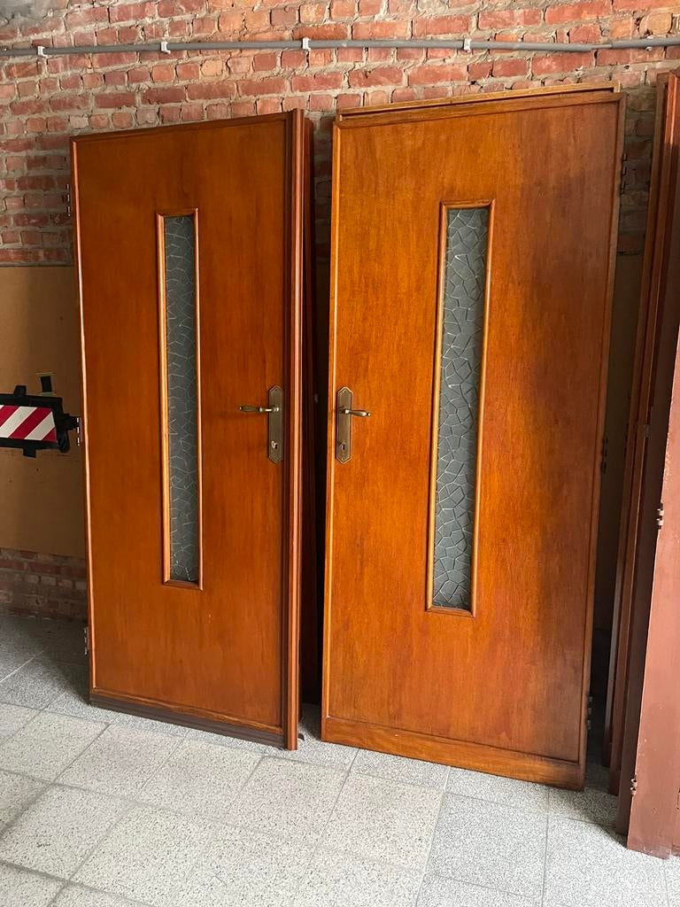 je vend les portes en bois . bonne etat, Maison & Meubles, Armoires | Autre, Enlèvement ou Envoi, Comme neuf
