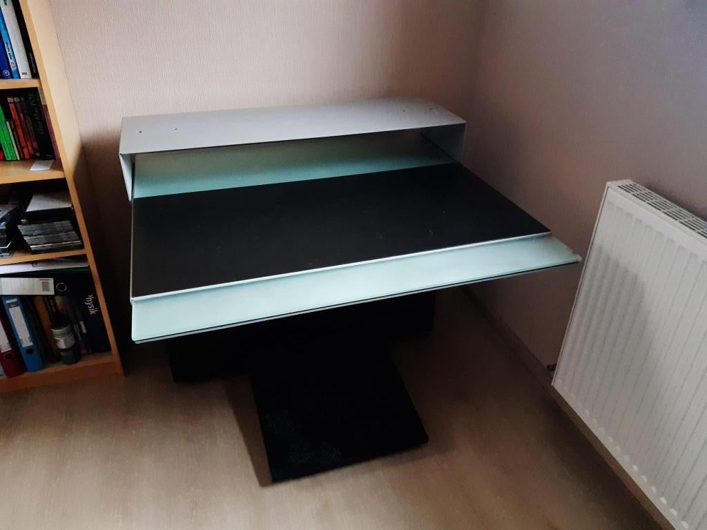 Bureautafel inkl. Stopcontact, Prise de courant, Métal, Utilisé, Bureau-armoire combiné