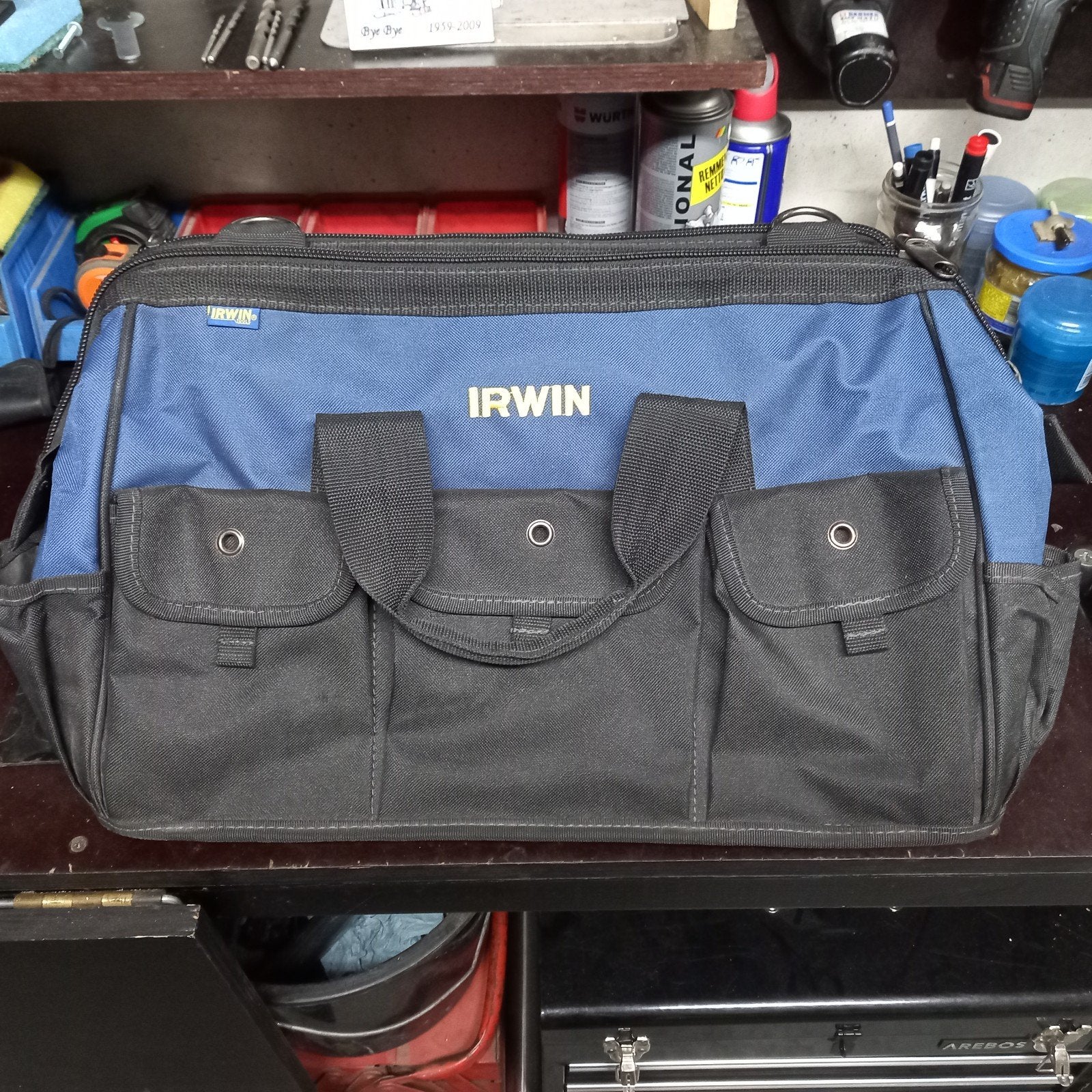 Irwin gereedschapstas, Ophalen