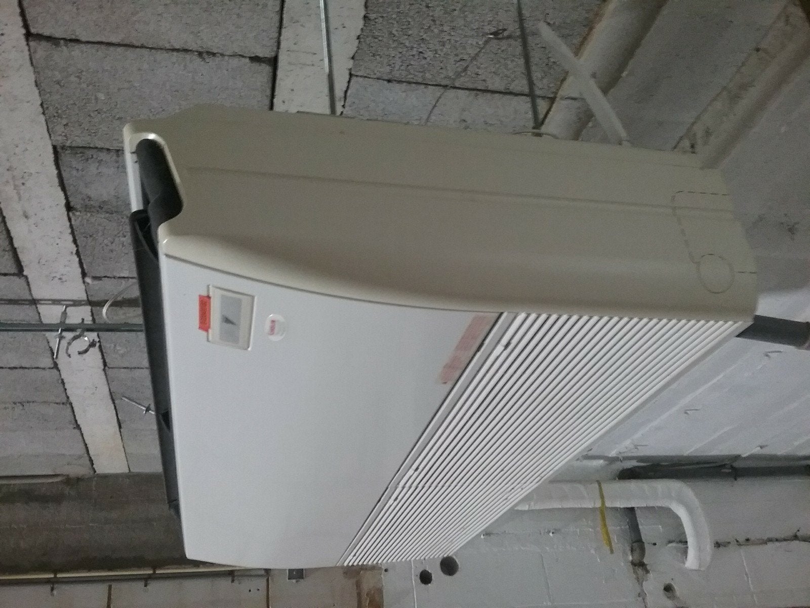 Daikin centrale et quatre échangeurs, Enlèvement, Utilisé