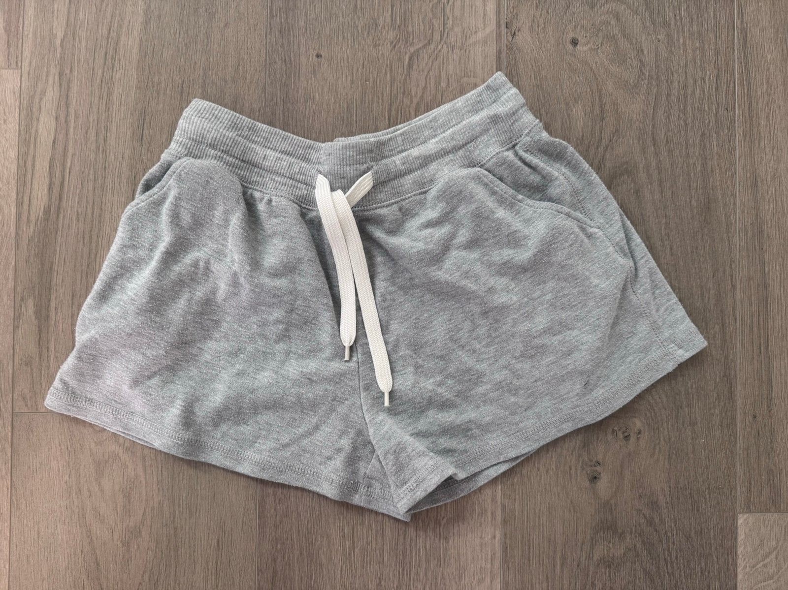 Kort broekje, atmosphere, maat 36, Kleding | Dames, Kort, Ophalen of Verzenden, Zo goed als nieuw, Maat 36 (S)