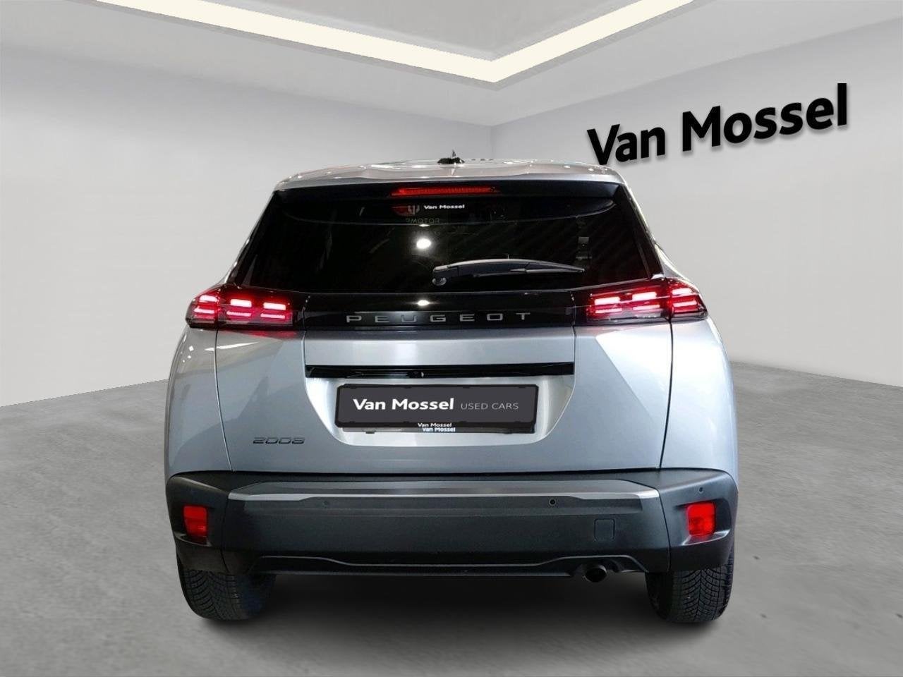 Peugeot 2008 1.2 Puretech 74KW S&S Business, Voorwielaandrijving, 1263 kg, Stof, Gebruikt