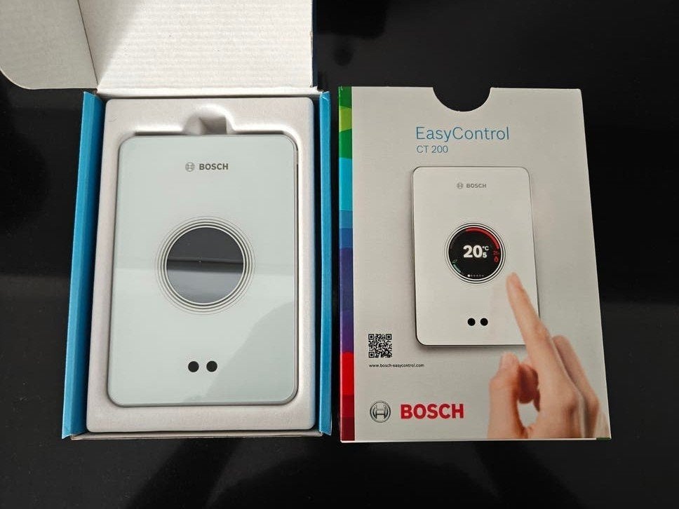 Nieuwe Bosch Easy control CT200 thermostaat, Doe-het-zelf en Bouw, Thermostaten, Nieuw, Slimme thermostaat, Ophalen